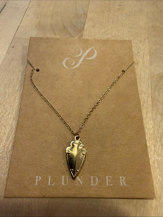 Plunder Jewelry - Plunder Gold Arrowhead Pendant Necklace - Shiny Gold Tone